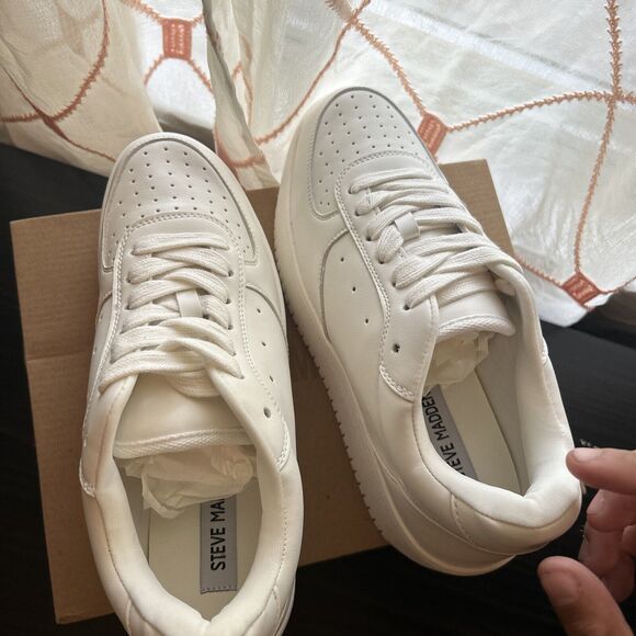 Steve Madden Women's Rocket Sneaker Size 10 White Platform Lace Up 2" Heel - Picture 7 of 9